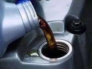 愛車燒機(jī)油尾管冒青煙？深度解析背后的元兇，起動(dòng)機(jī)并非直接關(guān)聯(lián)