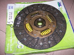 汽車核心配件詳解 從拆車件到原廠件的進排氣系統與氣門部件選擇